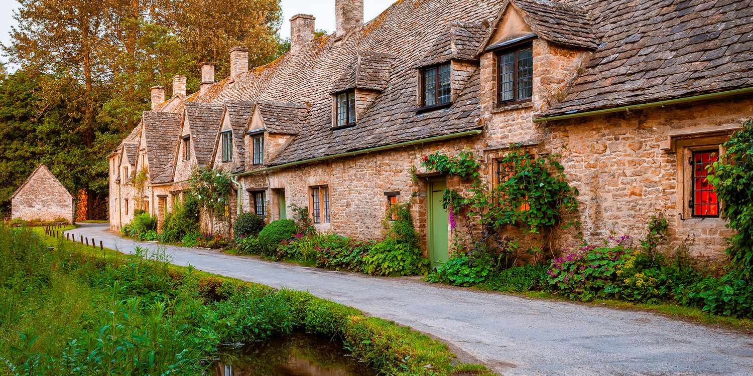 What Makes Sykes Cottages Different from Other Booking Platforms?