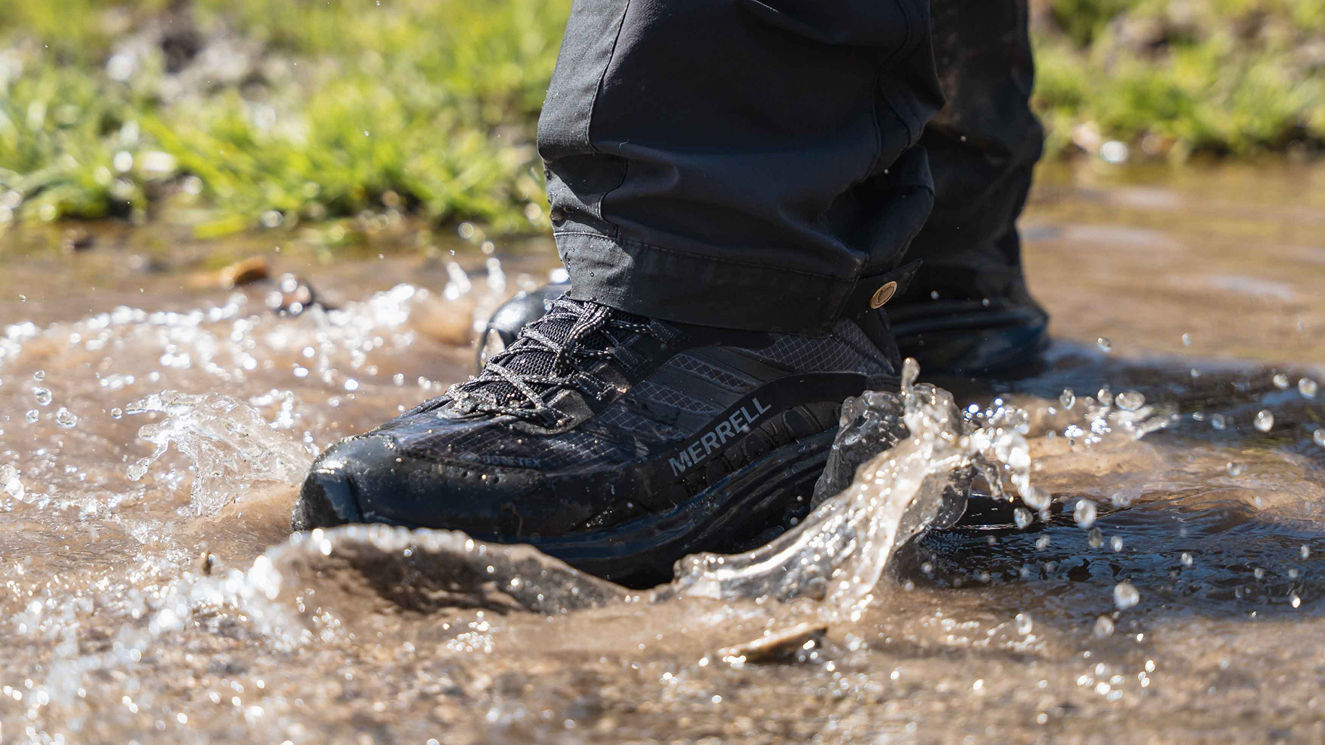 Merrell Shoes for Muddy Trails: Traction, Waterproofing and Comfort Explained